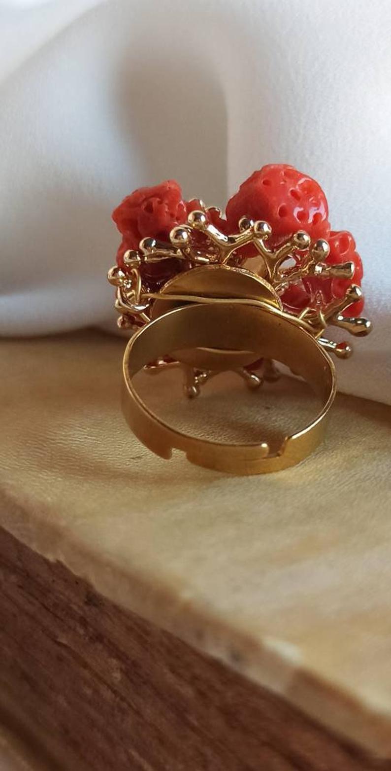 Flower ring with Mediterranean Coral and Pearls_4