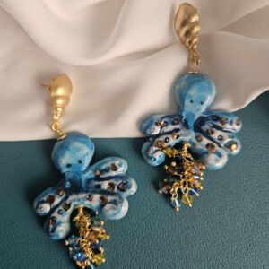 Orecchini Pendenti con Polipetti in Ceramica di Caltagirone Dipinta a Mano e Cristalli Swarovski