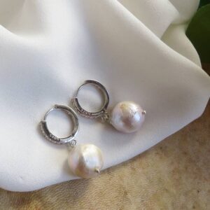 Orecchini a cerchio con Perle Barocche_1