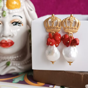 Orecchini di perle con corallo rosso