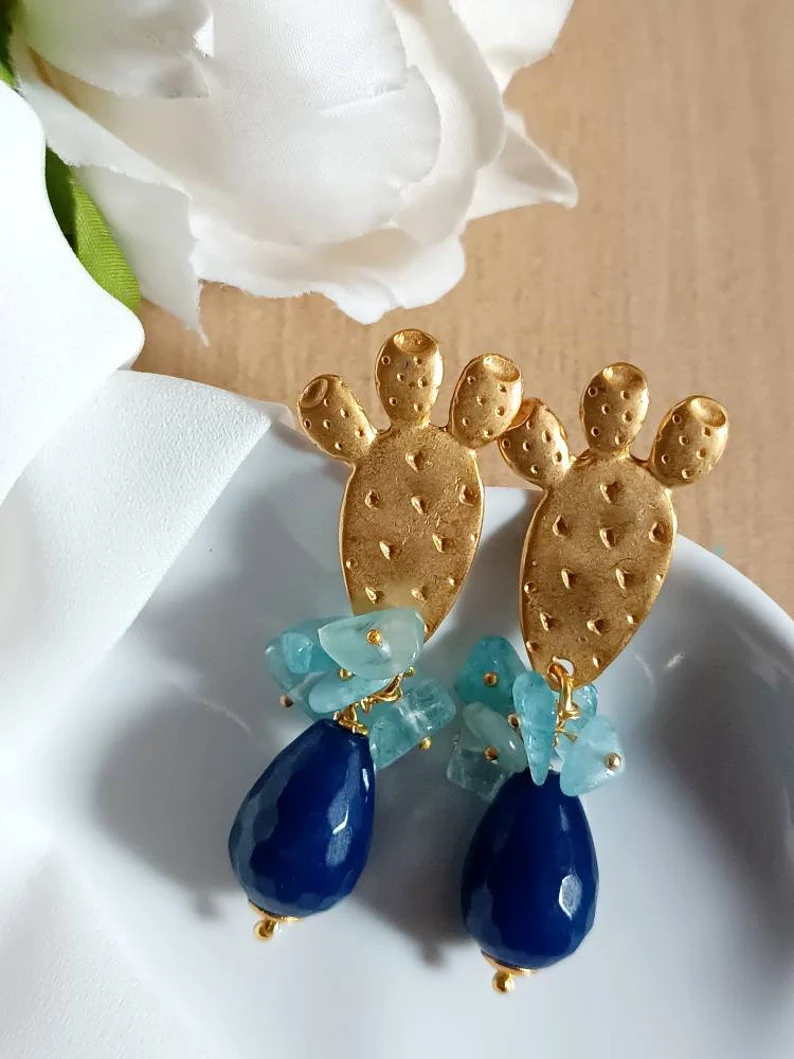 Orecchini goccia blu con fichi d'india 3