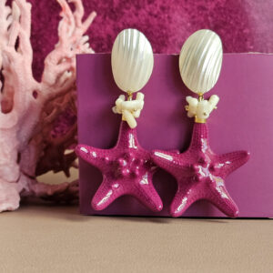 Orecchini pendenti con stelle marine e conchiglie