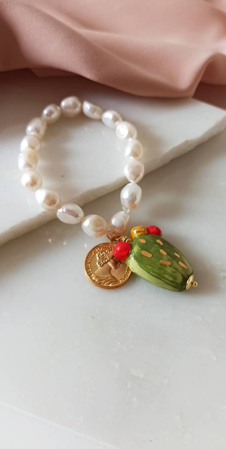 Pearl bracelet with sicily ceramic prickly pear_2