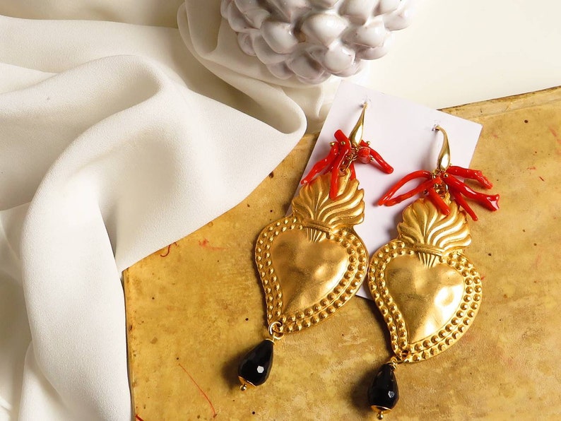 Sacred Heart Earrings_4 - Copia