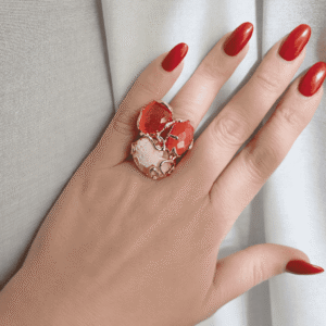 anello con occhio di gatto arancio e cammeo conchiglia di torre del greco 1