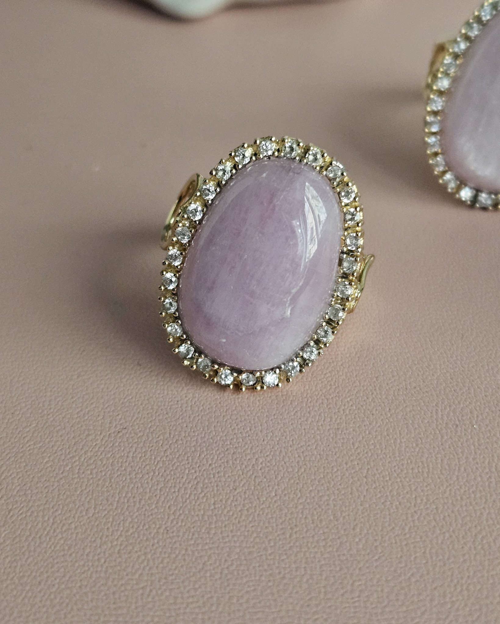anello ovale in argento 925 placcato oro con kunzite e zirconi 7