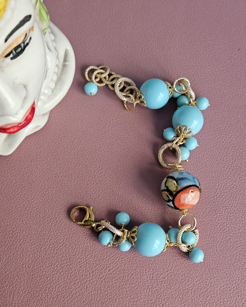 bracciale a catena con turchese e ceramica di caltagirone bracciale a catena con turchese e ceramica di caltagirone