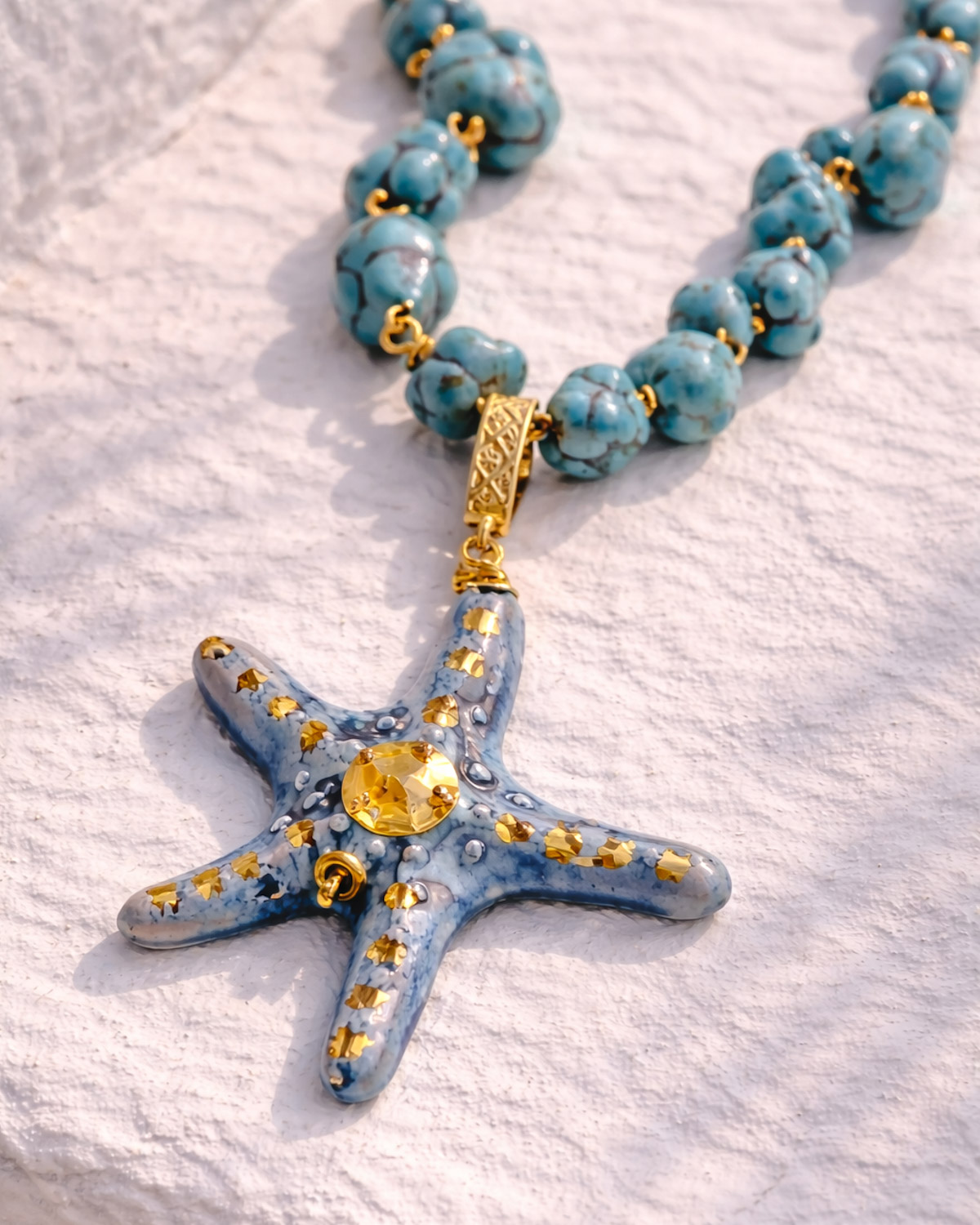 collana a catena con turchese aulite e stella marina in ceramica di caltavgirone 3