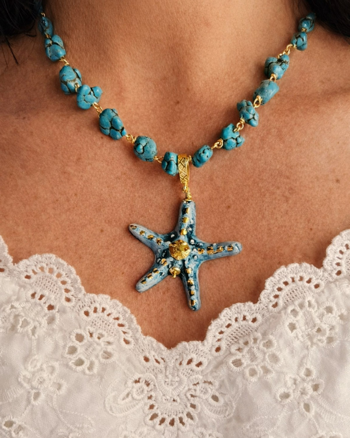 collana a catena con turchese aulite e stella marina in ceramica di caltavgirone collana a catena con turchese aulite e stella marina in ceramica di caltavgirone