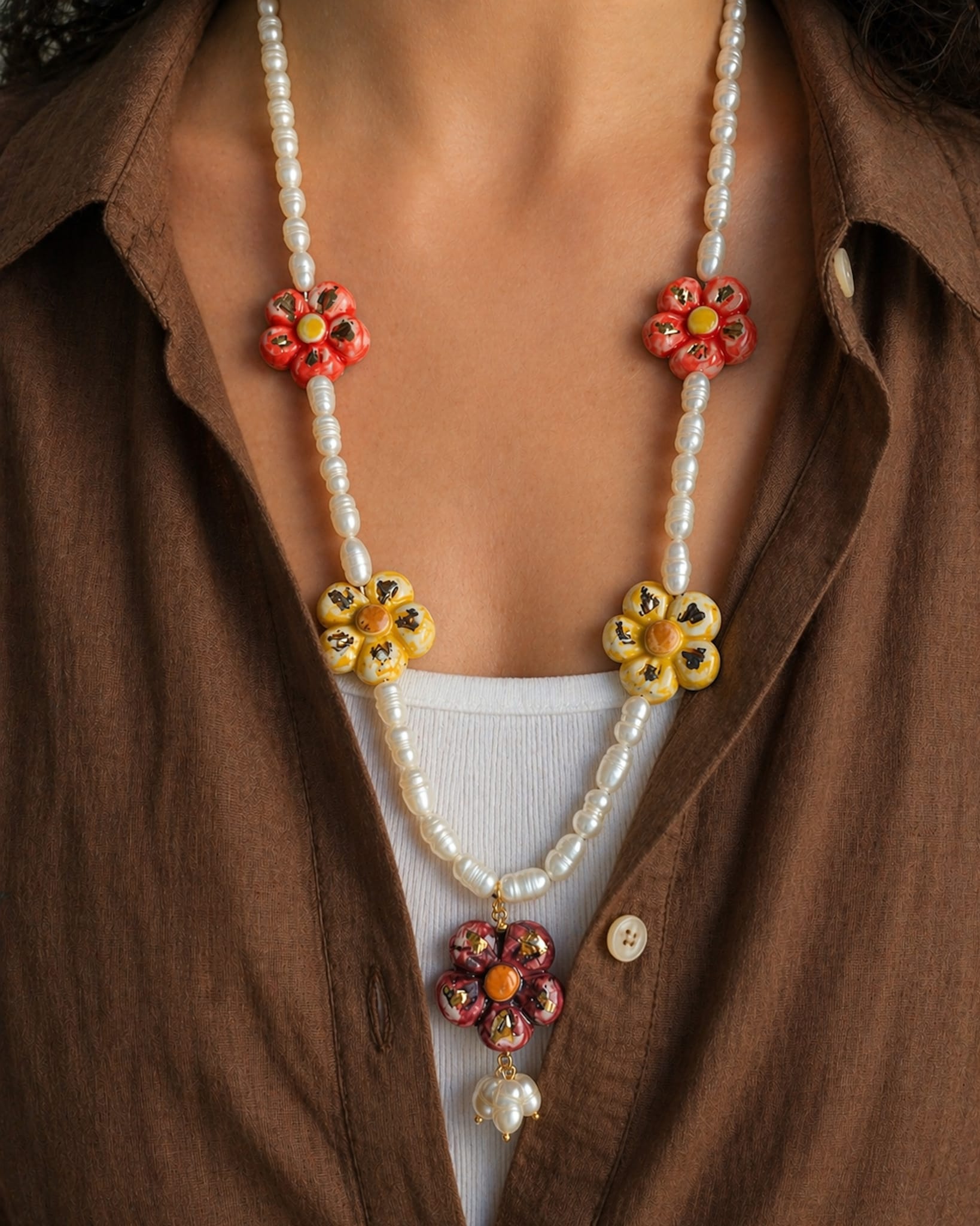collana di perle con fiorellini in ceramica di caltagirone dipinta a mano 3 Collana di Perle con Fiorellini in Ceramica di Caltagirone