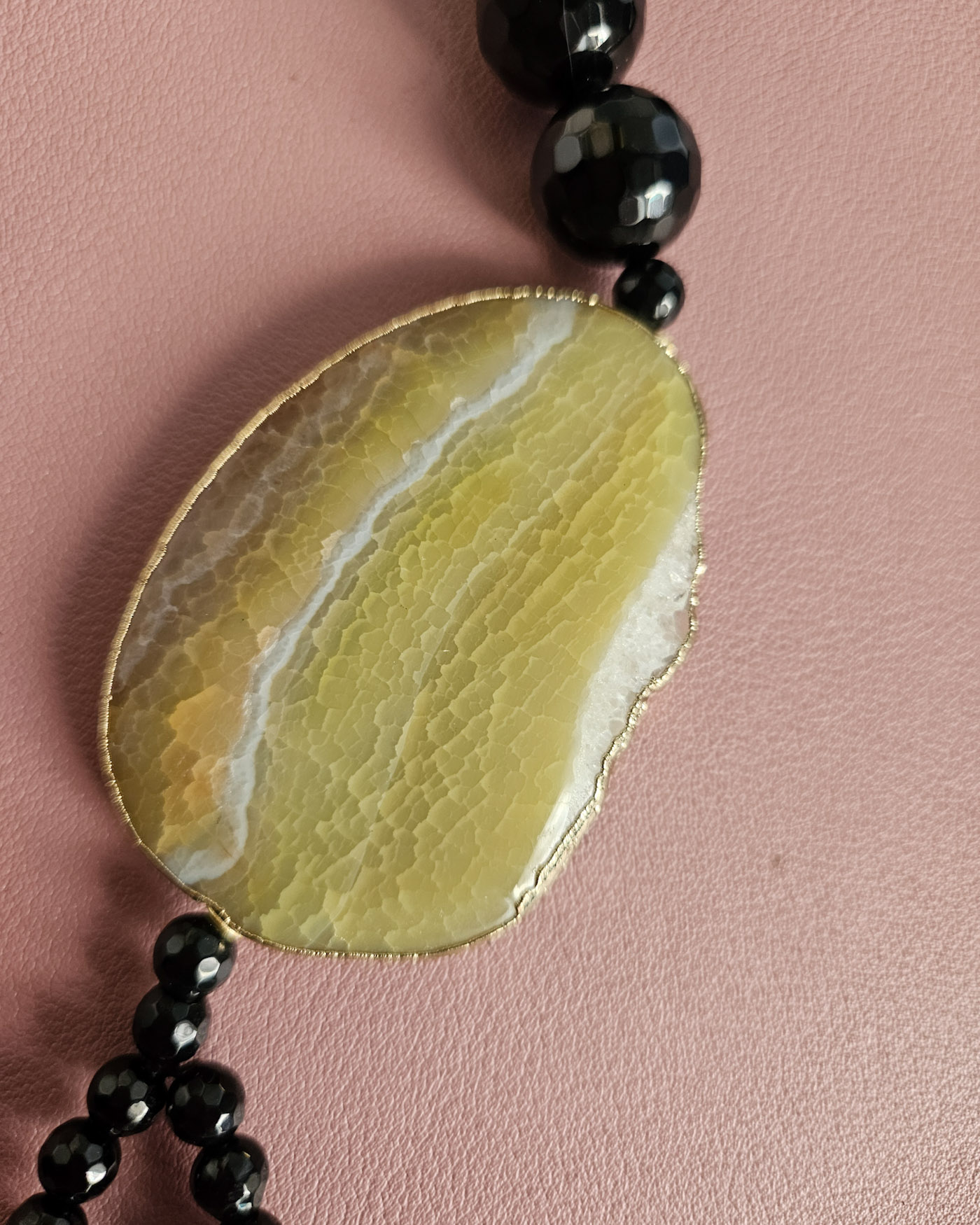collana doppia in agata neracon giada laterale naturale gialla 1