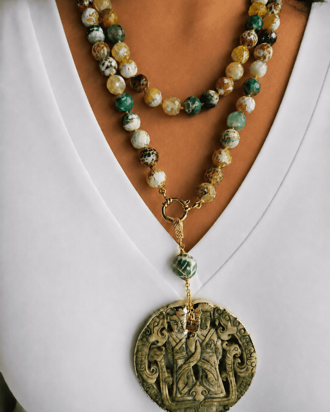 collana extra lunga in agata fuoco verde e ciondolo giada burma verde 4