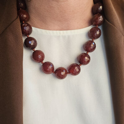 collana girocollo con agata striata color marrone rosso