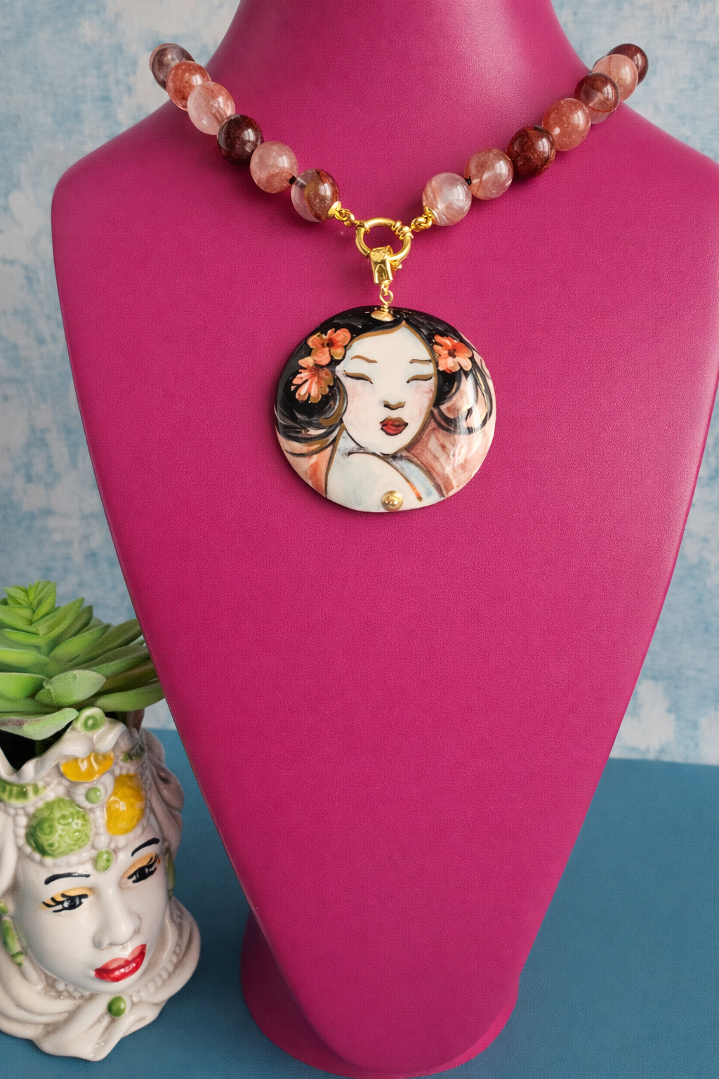 collana girocollo con diaspro ematoide e ciondolo in ceramica di caltagirone dipinto a mano 6