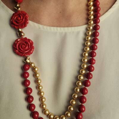 collana SNOW doppia con perle di maiorca bianca e oro e rose bianche