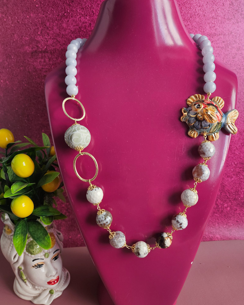 collana siciliana con calcedonio agata fuoco e pesce in ceramica di caltagirone 5