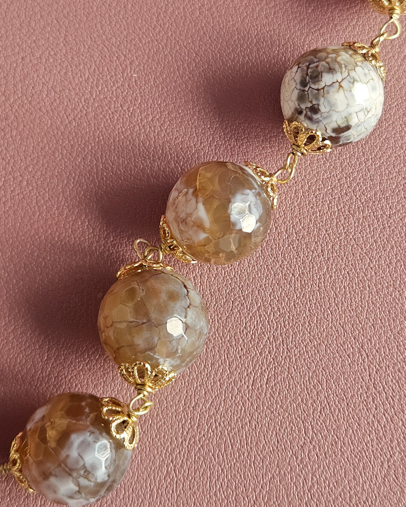 collana siciliana con calcedonio agata fuoco e pesce in ceramica di caltagirone 9