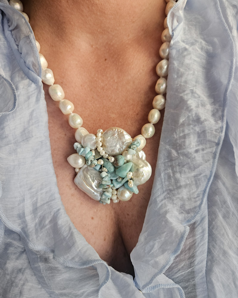 parure collana e bracciale multifilo con perle di fiume e amazzonite 4